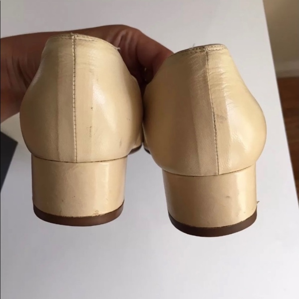 Chanel shoes - Picture 3 of 7